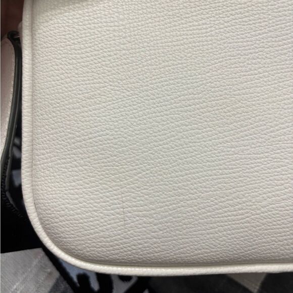 Karl Lagerfeld Paris Maybelle Camera Crossbody Bag White Black and Chrome New - Picture 7 of 7